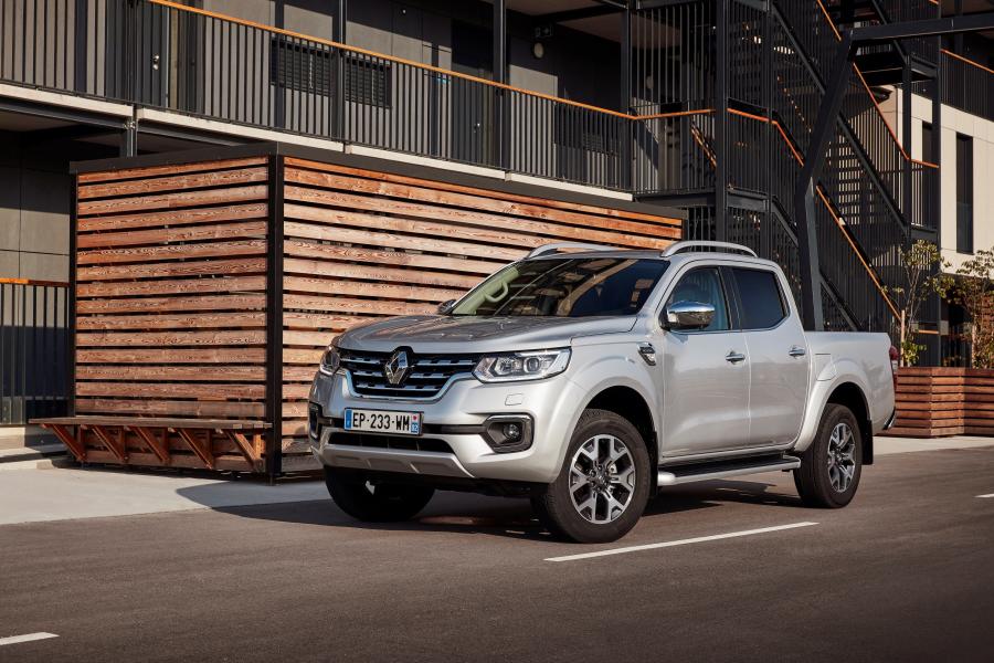  Renault Alaskan 2017 года  (WW) (фото 2 из 141)